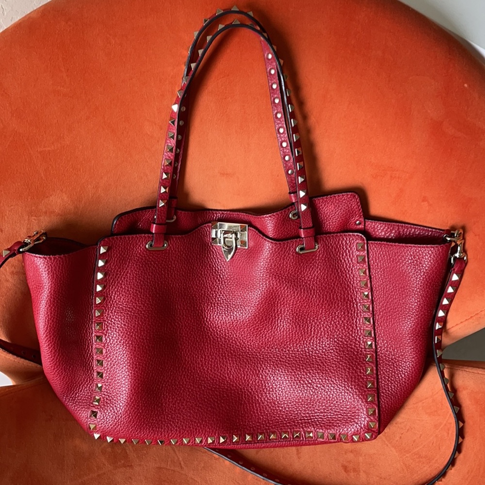 Authentic Valentino Garavani Pebble Rockstud Tote